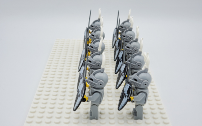 black-crown-knights-style-1-minifigures-set-of-10pcs
