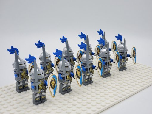 Blue Lion Knights Style 1 Minifigures Set of 10pcs - Image 3