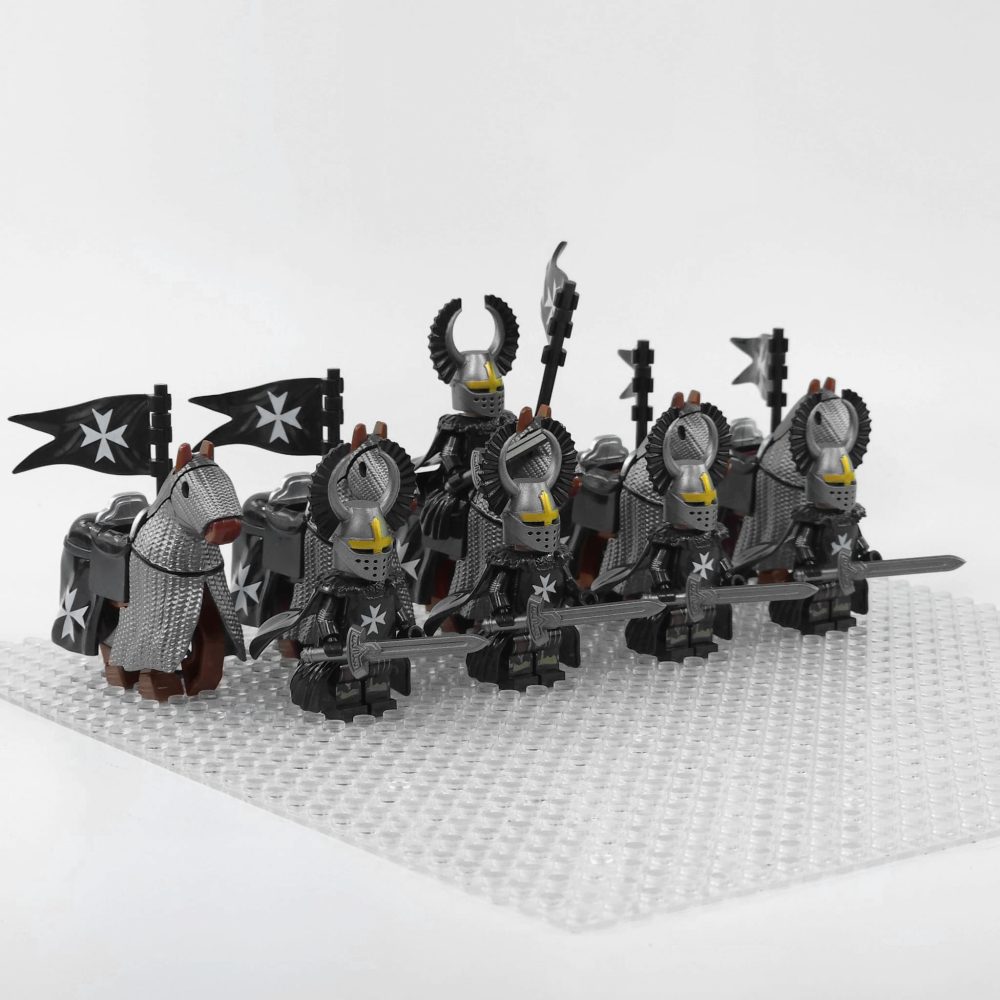 crusades-mounted-knights-hospitallers-armored-warhorse-minifigure-set-of-10pcs-with-assortment-of