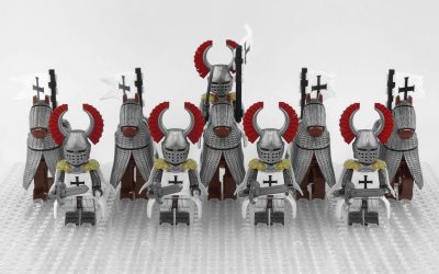 crusades-mounted-teutonic-knights-armored-warhorse-minifigure-set-of-10pcs-with-assortment-of
