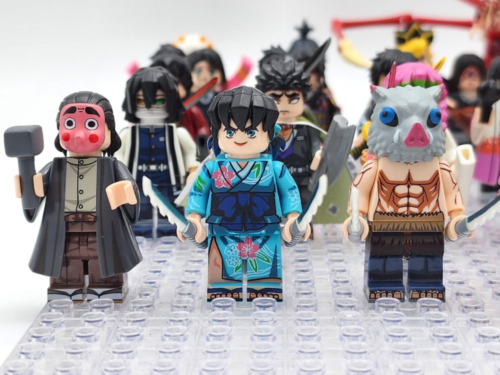 demon-slayer-kimetsu-no-yaiba-ultimate-collectors-minifigure-set-of-40pcs