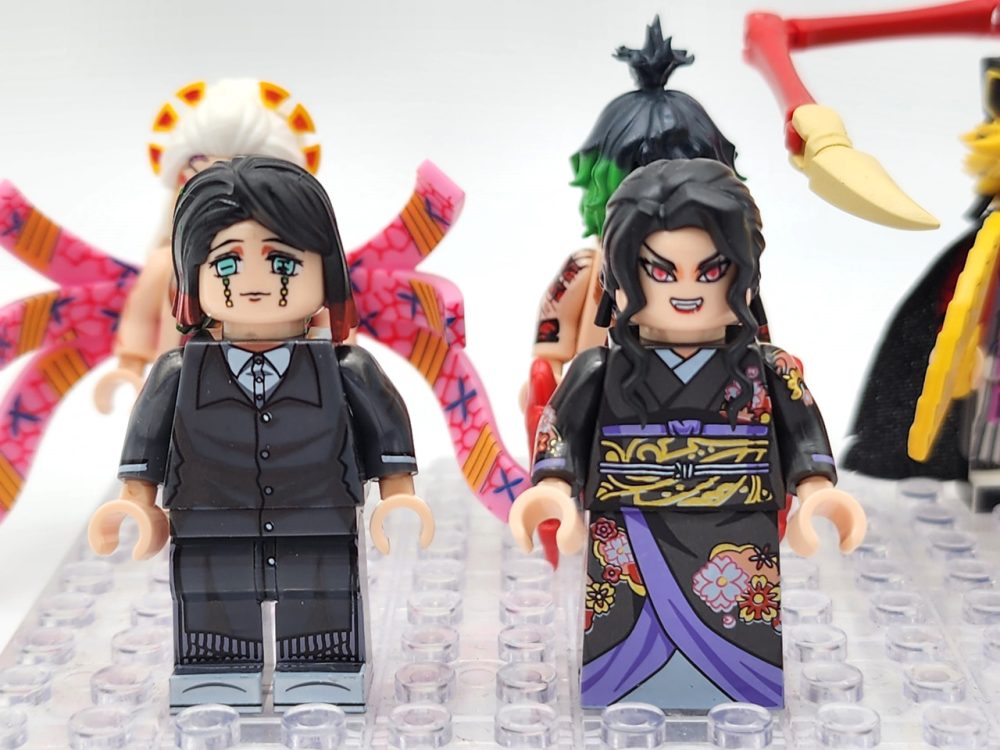 demon-slayer-kimetsu-no-yaiba-ultimate-collectors-minifigure-set-of-40pcs