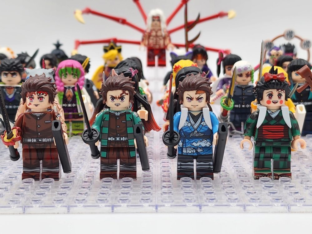 demon-slayer-kimetsu-no-yaiba-ultimate-collectors-minifigure-set-of-40pcs