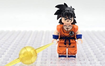dragon-ball-z-the-saiyan-saga-minifigure-set-with-kamehameha-accessory