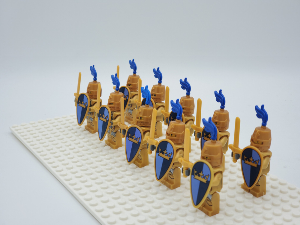 golden-crown-knights-style-2-minifigures-set-of-10pcs