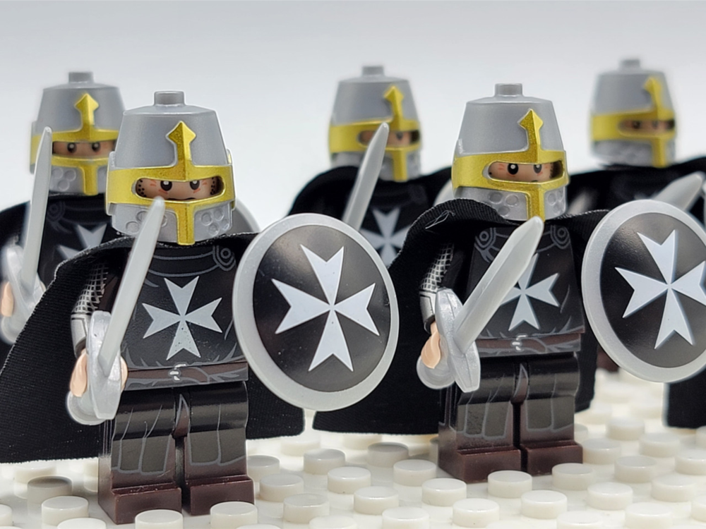 knights-hospitallers-round-shield-minifigures-set-of-10pcs