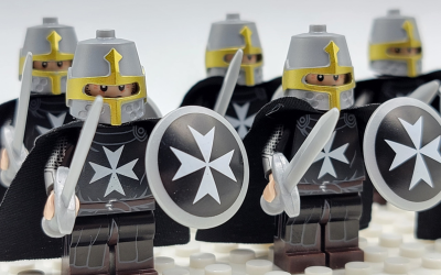 knights-hospitallers-round-shield-minifigures-set-of-10pcs