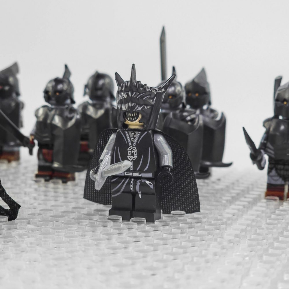 Lord the Rings Sauron Witch King and Mordor Orcs Minifigure Set 13pcs - Image 7