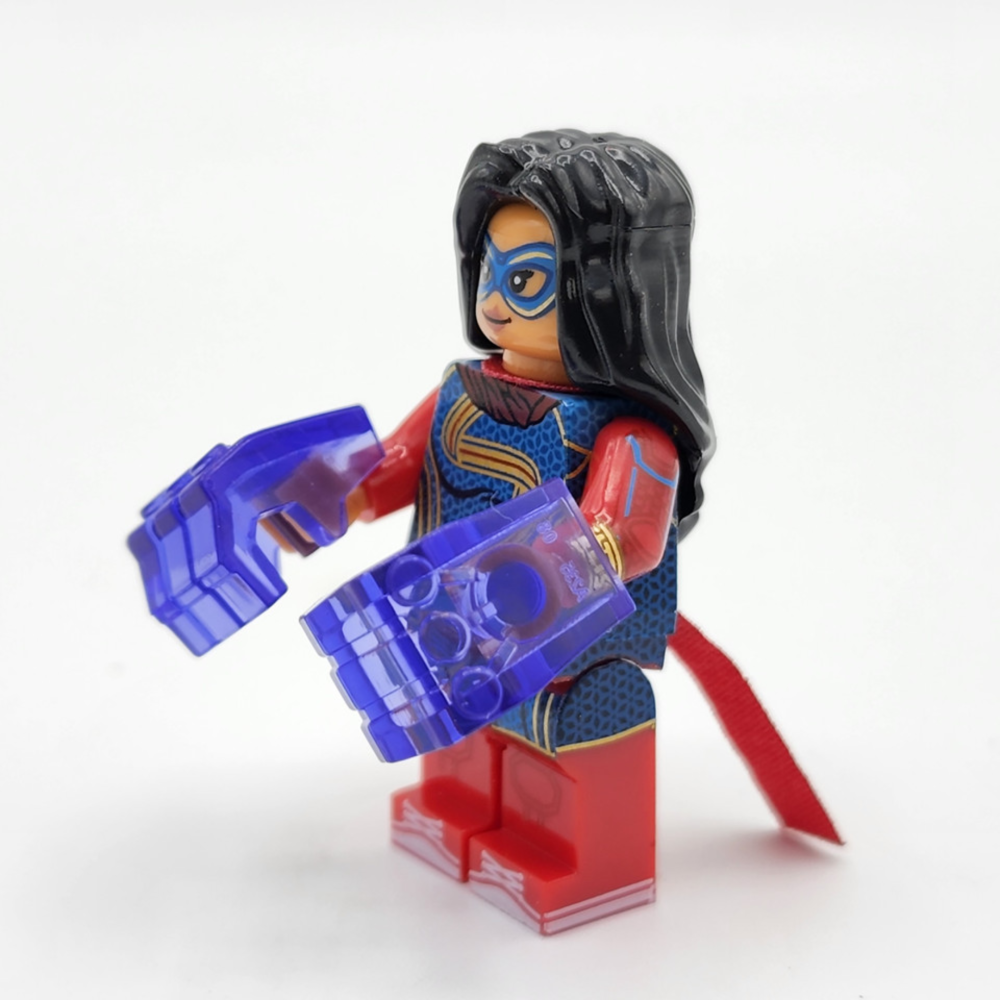 Marvel Super Heroes Miss America Minifigure - Image 2