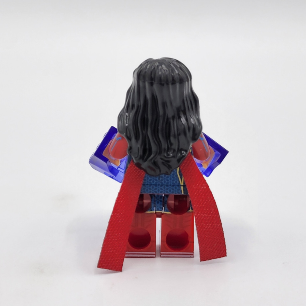 Marvel Super Heroes Miss America Minifigure - Image 4