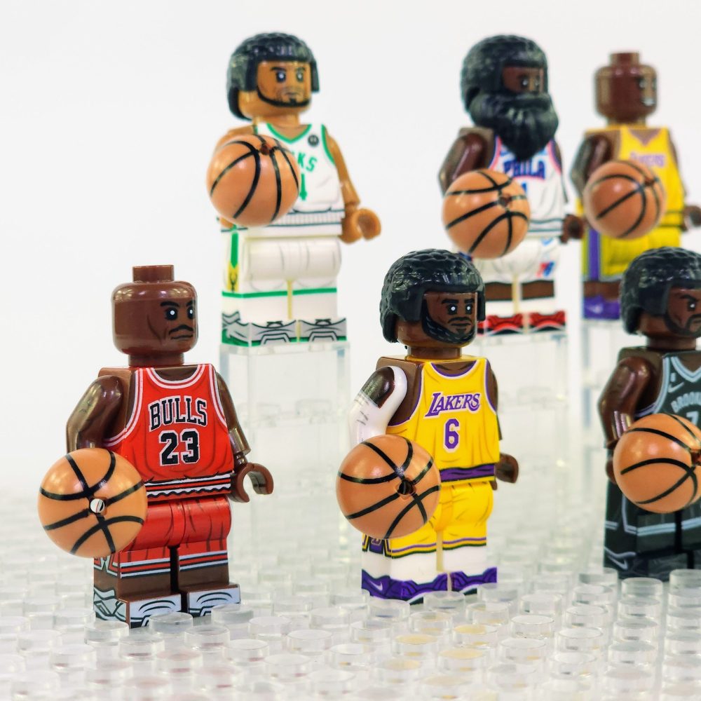 nba-basketball-minifigures-set-of-8pcs-with-basketball-accessory