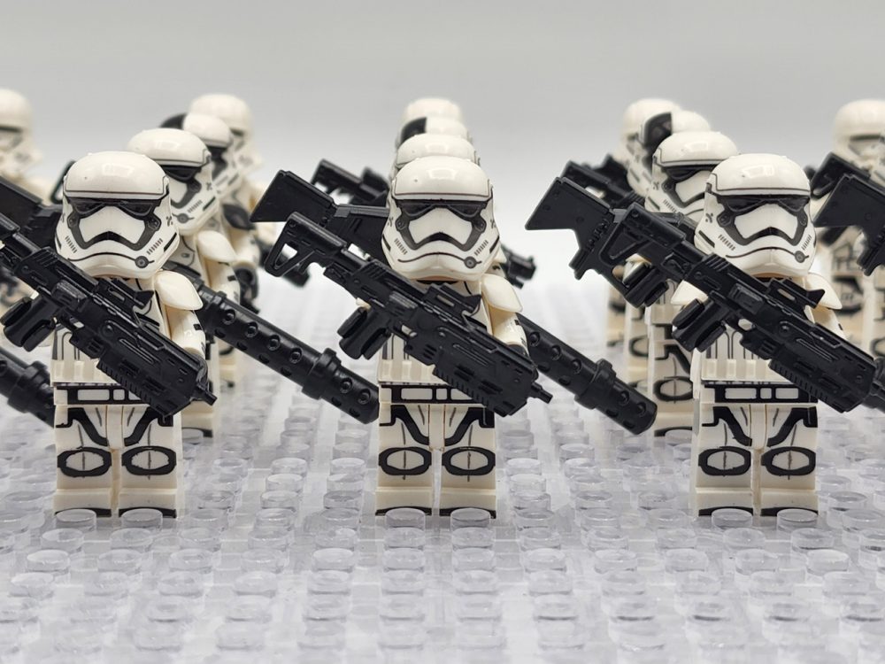 star-wars-first-order-stormtroopers-minifigure-set-of-20pcs-with-weapons-jetpacks-accessories