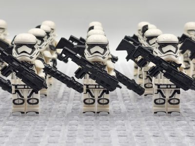 star-wars-first-order-stormtroopers-minifigure-set-of-20pcs-with-weapons-jetpacks-accessories
