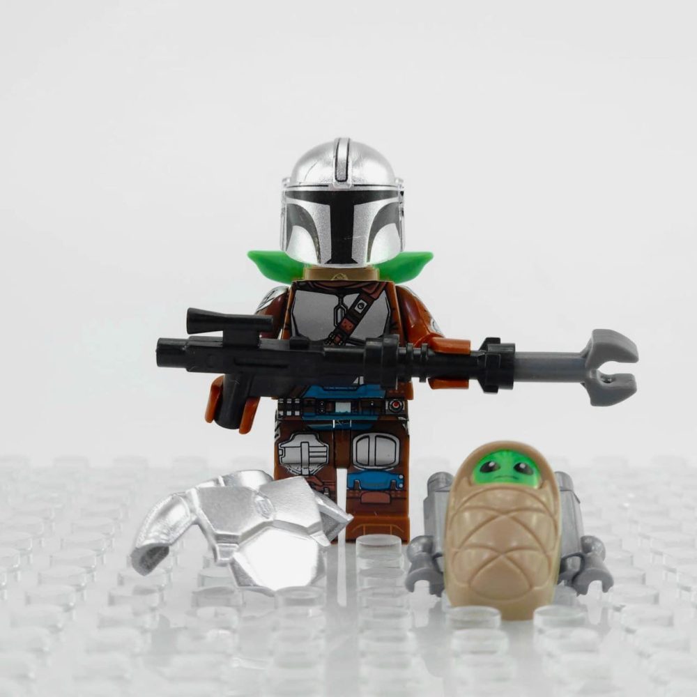 star-wars-mandalorian-with-beskar-armour-and-baby-grogu-minifigure-set
