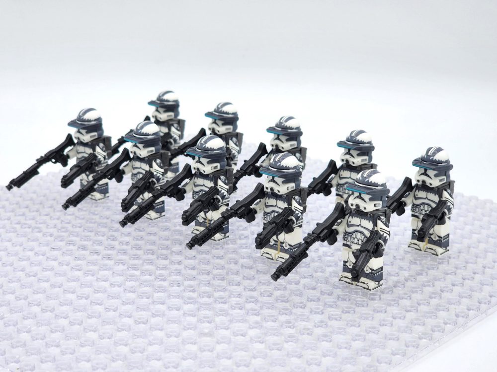 Star Wars 104th Wolfpack Sargeants Clone Trooper Minifigure Set - Image 3
