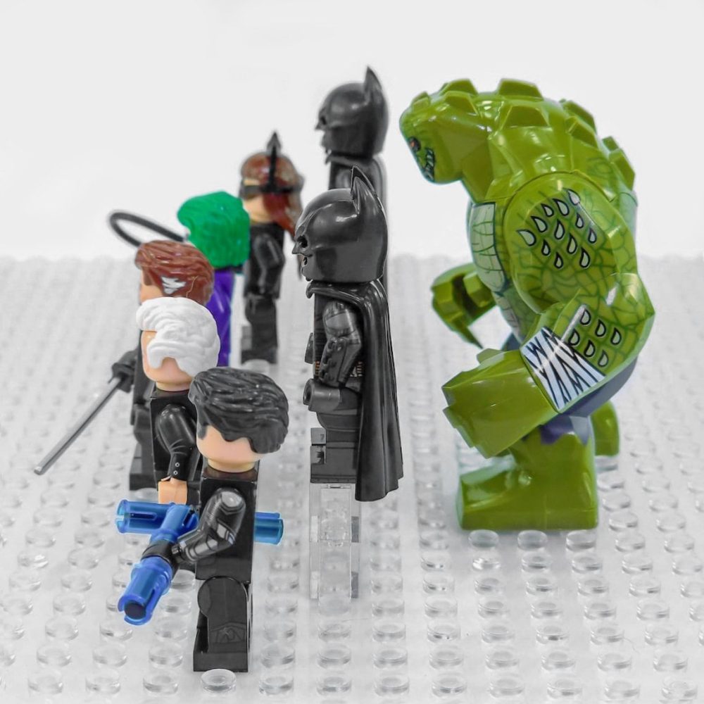 Batman Dark Knight Comics Minifigure Set 8pcs - Image 4