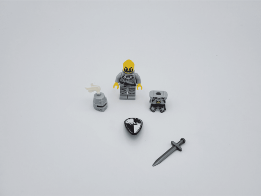 black-crown-knights-style-2-minifigures-set-of-10pcs