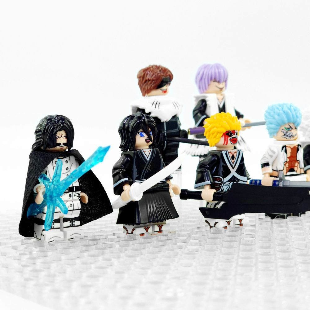 bleach-anime-series-minifigure-set-of-8pcs