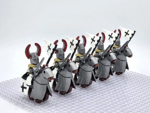 crusades-mounted-teutonic-knights-armored-warhorse-minifigure-set-of-10pcs-with-assortment-of