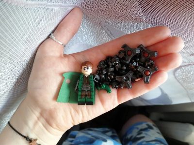 doctor-octopus-minifigure-with-attachments-accessories