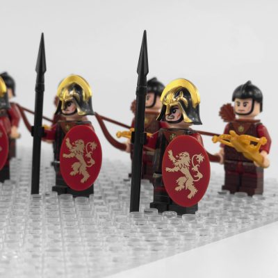 game-of-thrones-house-lannister-minifigure-set