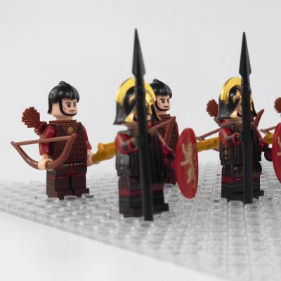 game-of-thrones-house-lannister-minifigure-set