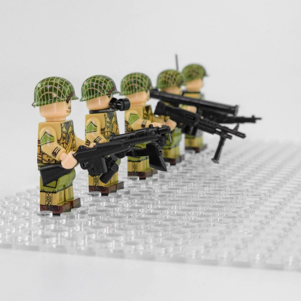 WW2 USA Military Soldiers Minifigure Set of 5pcs - Image 4