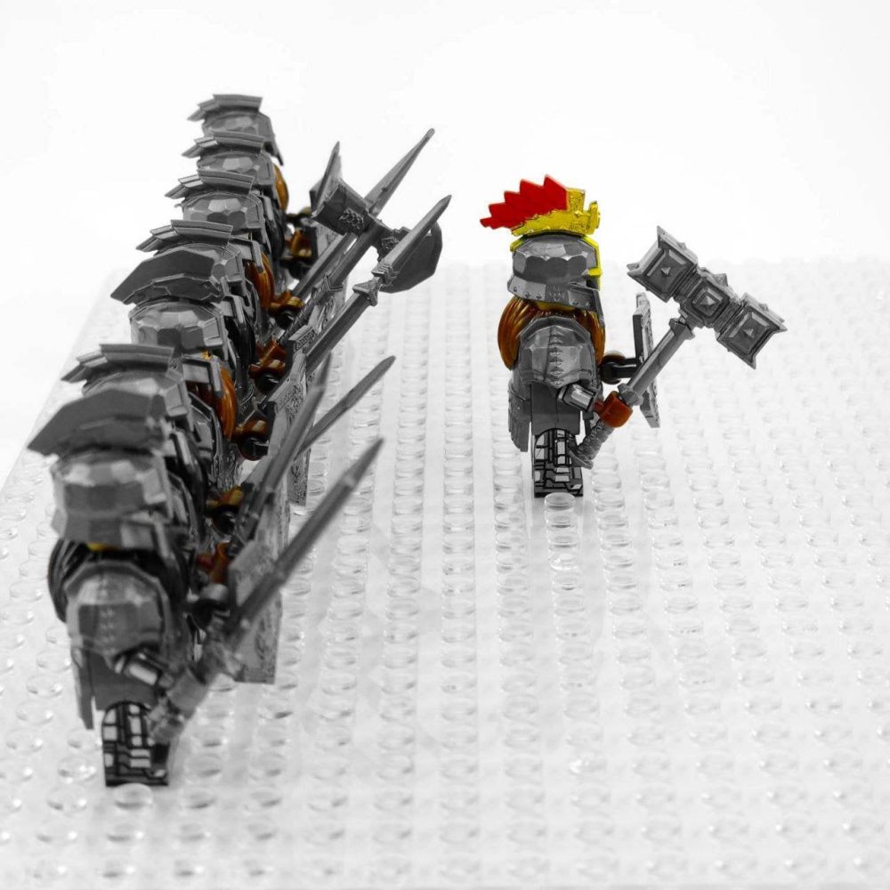 Lord the Rings Dwarves Army Minifigure Set 8pcs Including Weapons & Accessories (Dáin Ironfoot Dwarves) - Image 4