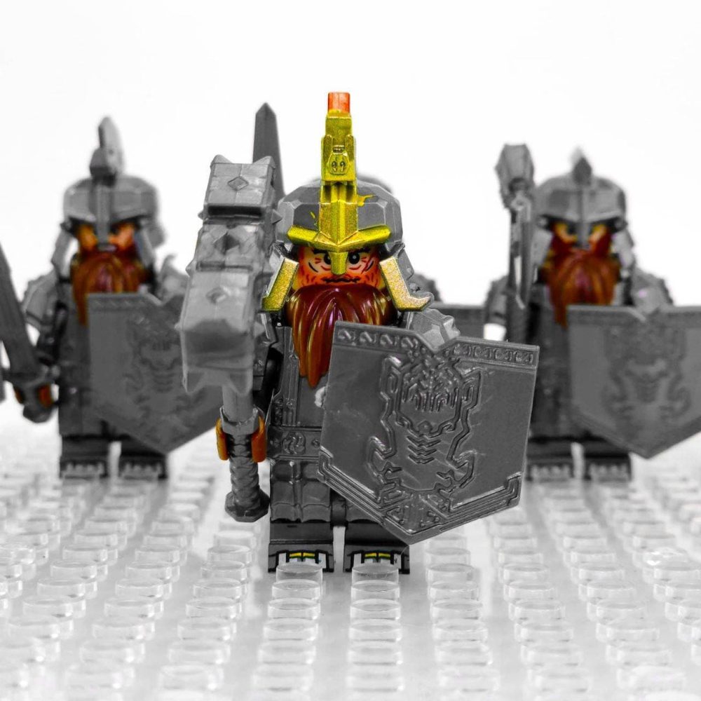 Lord the Rings Dwarves Army Minifigure Set 8pcs Including Weapons & Accessories (Dáin Ironfoot Dwarves) - Image 5