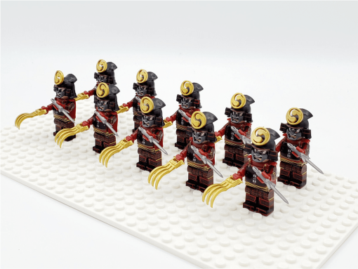 japanese-samurai-pantera-claw-and-katana-minifigures-set-of-10pcs