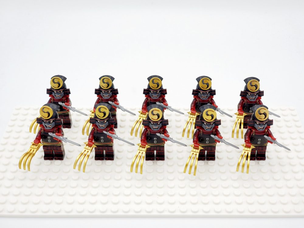 japanese-samurai-pantera-claw-and-katana-minifigures-set-of-10pcs