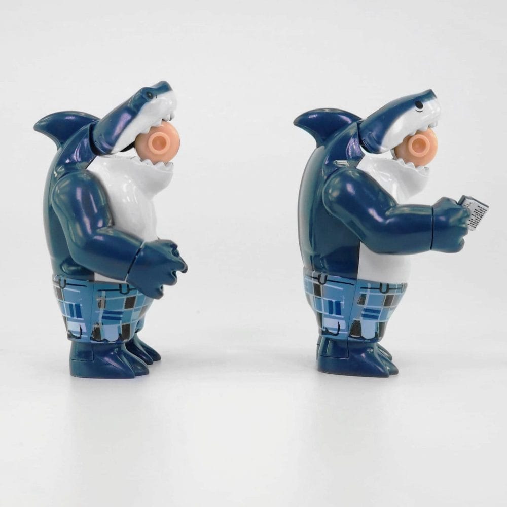 King Shark Likes to Read Minifigure Set 2pcs - Image 6