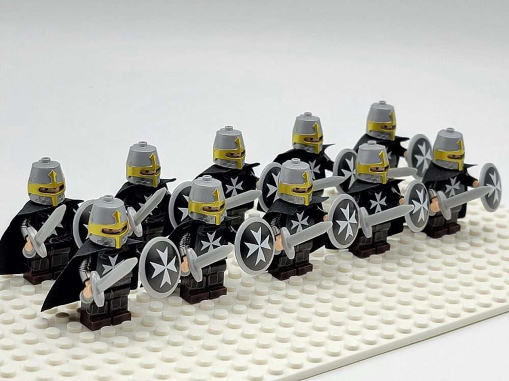 knights-hospitallers-round-shield-minifigures-set-of-10pcs