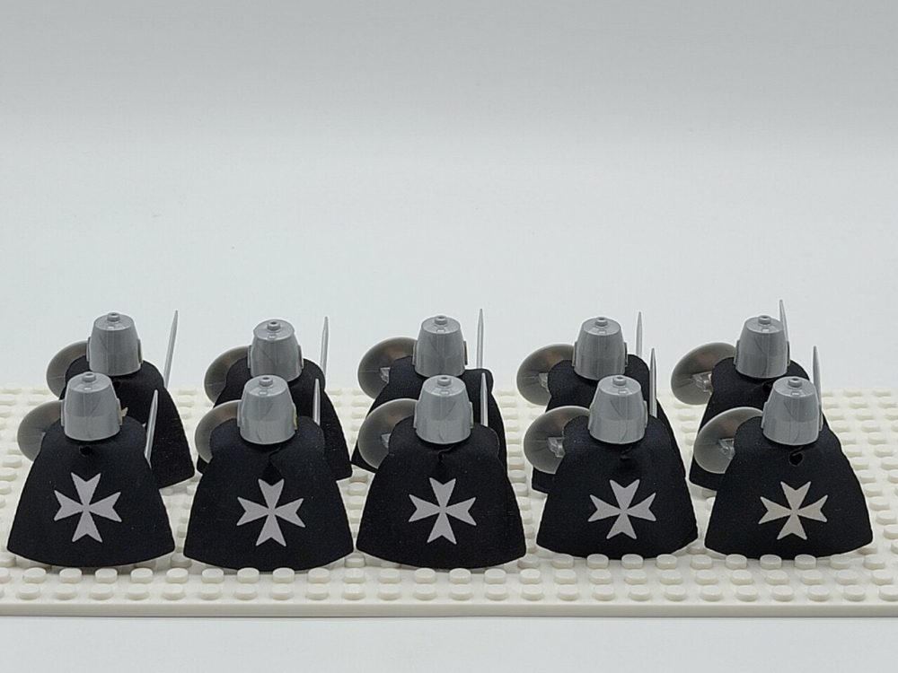 knights-hospitallers-round-shield-minifigures-set-of-10pcs