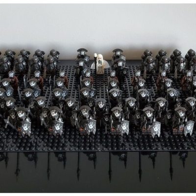Lord the Rings Uruk-Hai Saruman Battle Helms Deep Minifigure Set 75pcs