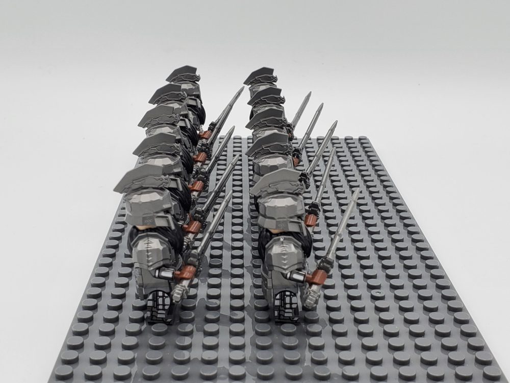 Lord the Rings Iron Hill Dwarves Great Swords Minifigure Set 10pcs - Image 5