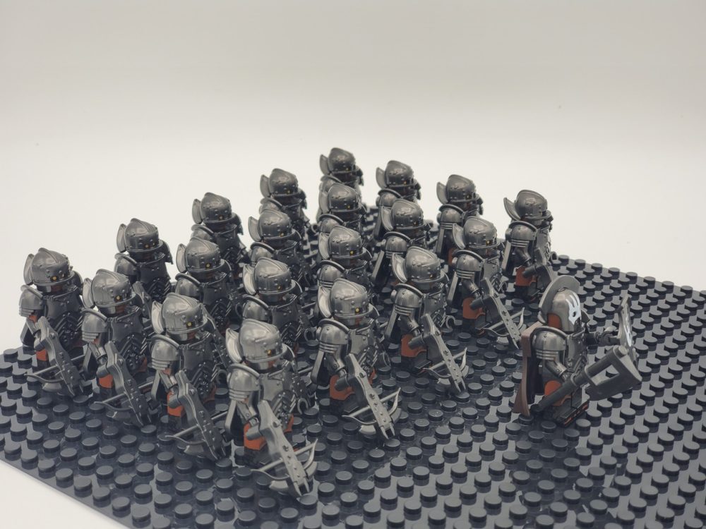 Lord the Rings Uruk-Hai Heavy Crossbows Minifigure Set 21pcs - Image 7