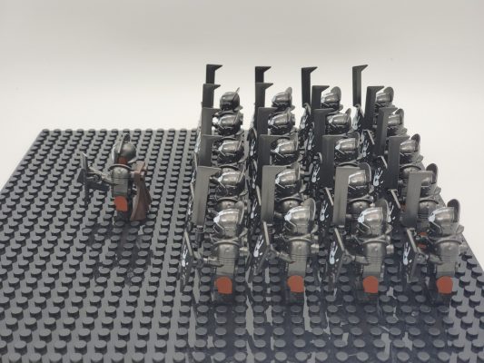 Lord the Rings Uruk-Hai Heavy Swords Minifigure Set 21pcs - Image 4