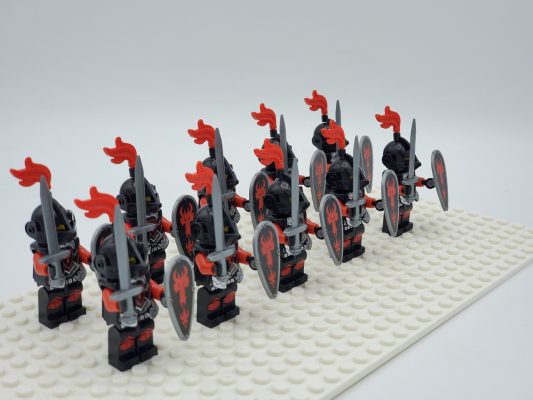 Red Dragon Knights Style 2 Minifigures Set of 10pcs - Image 2