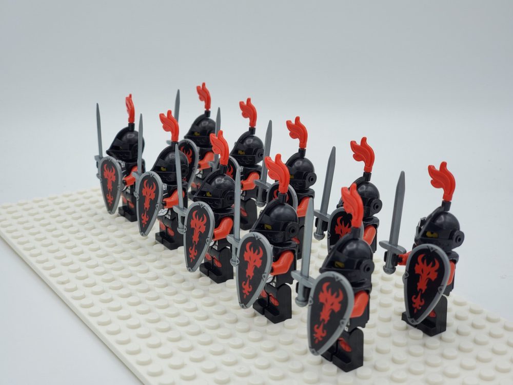 Red Dragon Knights Style 2 Minifigures Set of 10pcs - Image 2