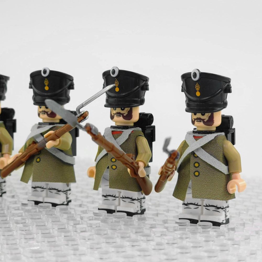 napoleonic-wars-russian-line-infantry-bayonet-riflemen-minifigure-set-of-5pcs