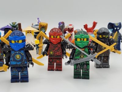 ninjago-ninjago-vs-serpentine-24-piece-minifigure-collection