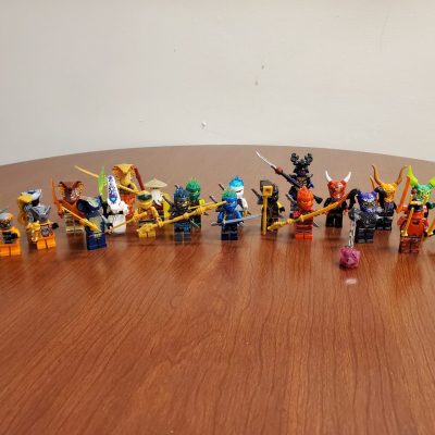 ninjago-secrets-of-the-forbidden-spinjitzu-24-piece-minifigure-collection
