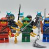ninjago-secrets-of-the-forbidden-spinjitzu-blizzard-samurai-24-piece-minifigure-collection