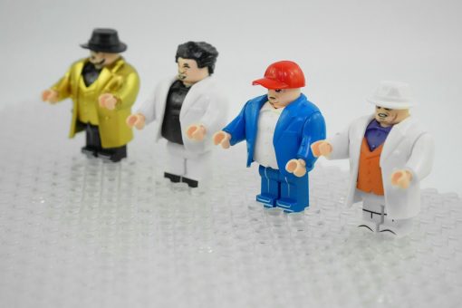 presidents-and-celebrities-donald-trump-kim-jong-un-chunky-minifigure-set