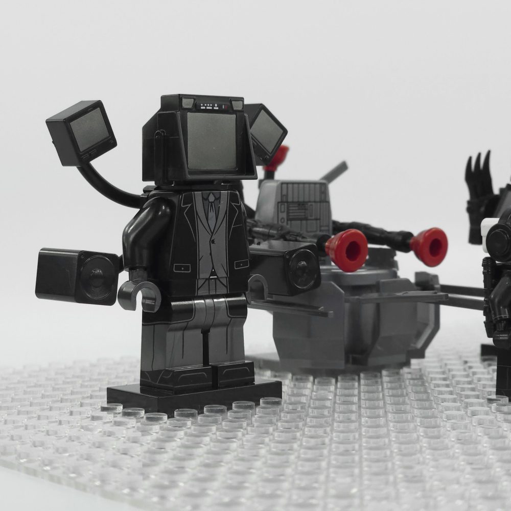 skibidi-toilet-alpha-hills-lab-minifigure-set-of-4pcs
