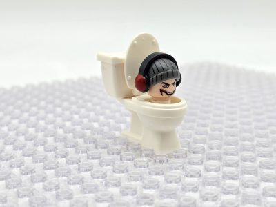skibidi-toilet-suspended-toilet-man-jd-toilet-man-gman-4-0-minifigure-set