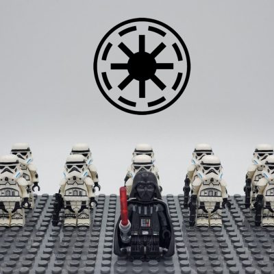 star-wars-darth-vader-imperial-stormtroopers-minifigure-set