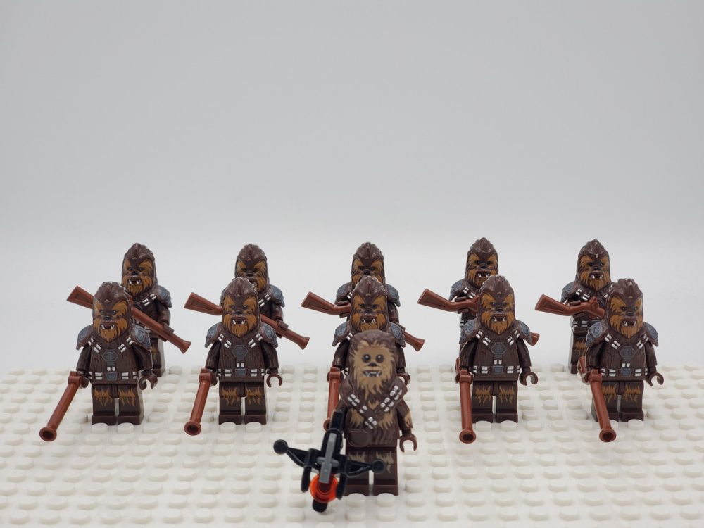 star-wars-kashyyyk-wookiee-army-and-chewbacca-minifigure-set-of-11pcs