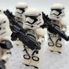 star-wars-kylo-ren-stormtroopers-of-the-first-order-stormtrooper-minifigure-set